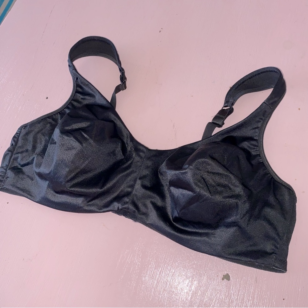 Victoria’s Secret 36C Wireless Bra Shaping Contour Vintage Solid Black Used Con